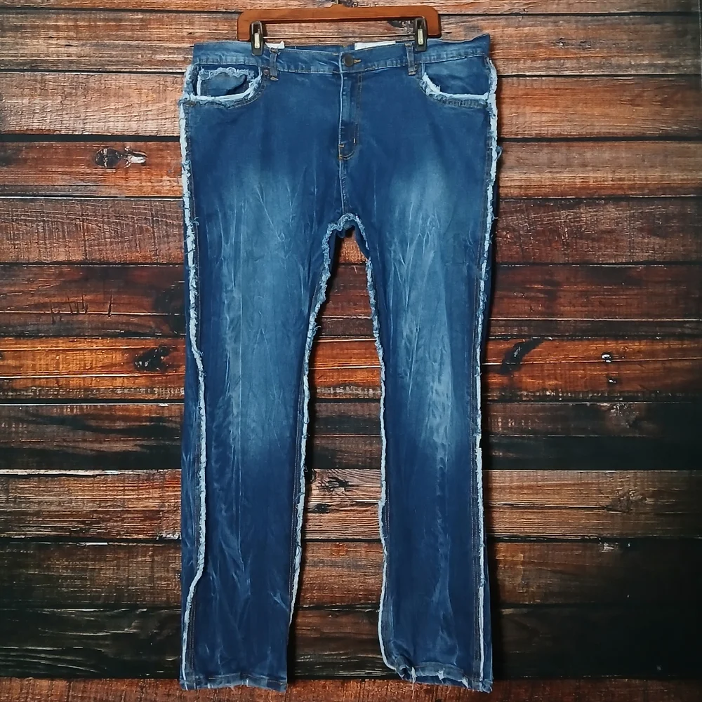 NWT Evolution in Design Jeans Mens 40X32 Slim Mid Rise Frayed Fringe Distressed - Picture 2 of 9